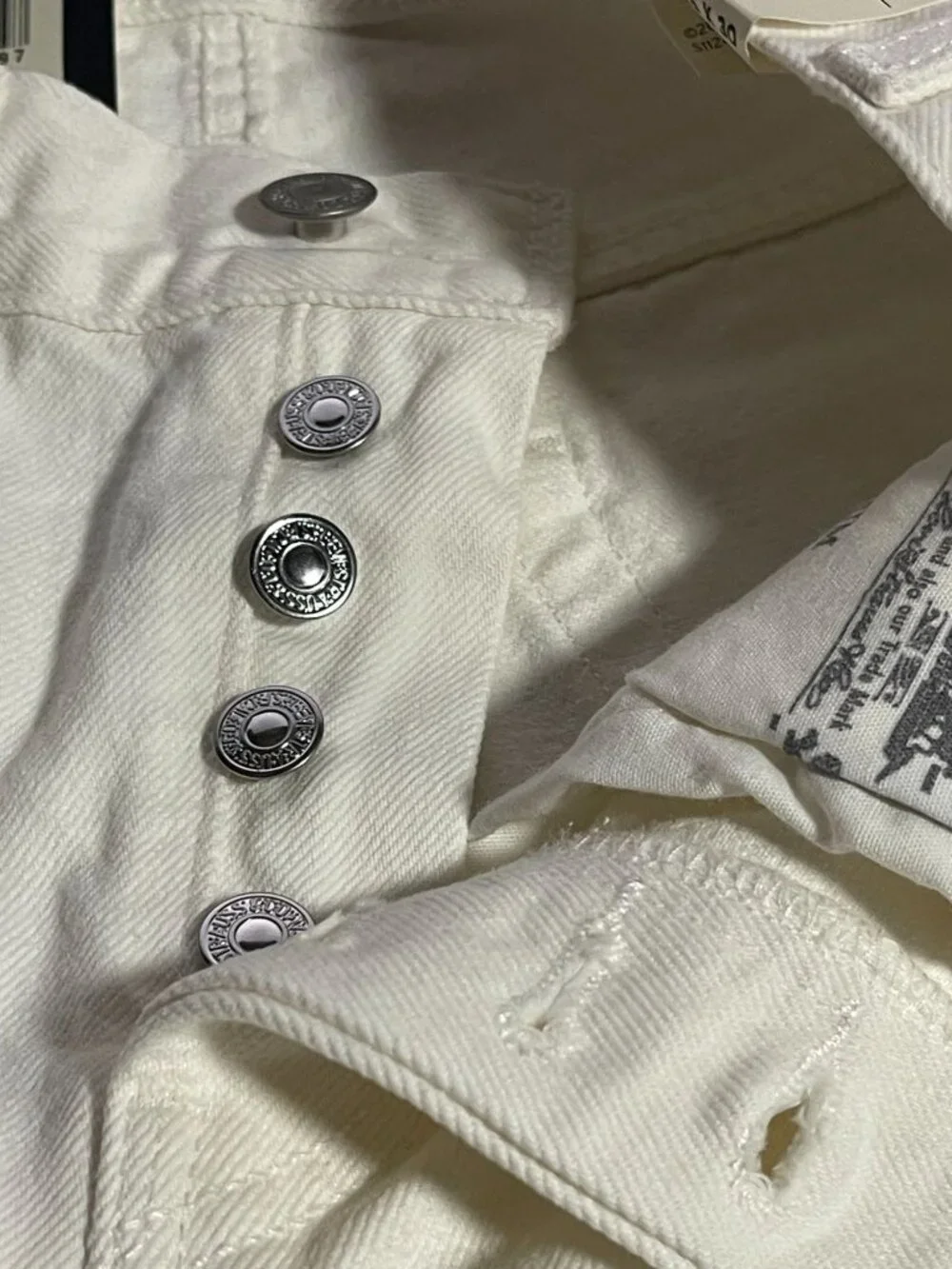 Levis 501 Premium Original White Denim Jeans Mens 25x30 Straight Leg Button Fly